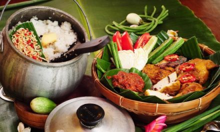 Nasi Liwet Ludes Dalam 3 Jam, Resto Indonesia Ini Jadi Viral