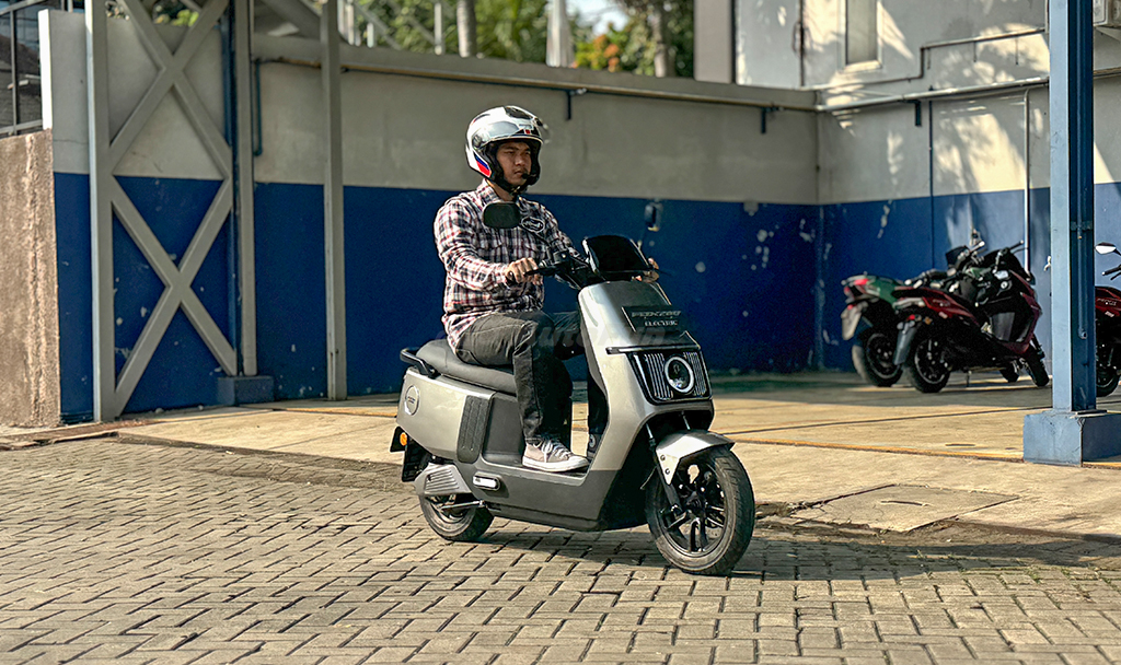 Polytron Fox-200 Meluncur: Motor Listrik Ekonomis Rp11,5 Juta