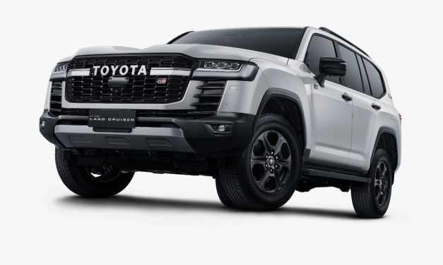 Toyota Recall Land Cruiser 300 Global Akibat ECU Transmisi