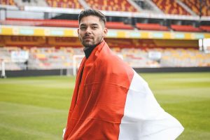 Sandy Walsh Tak Setuju Suporter Indonesia Peringkat 8 Dunia