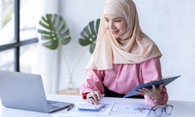 Cara Mengatur Keuangan Pasca Hari Raya Agar Saldo Tetap Aman
