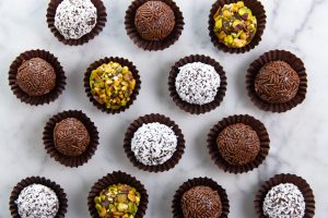 Brigadeiro Brasil: Bola Cokelat Penyelenggara Setiap Perayaan