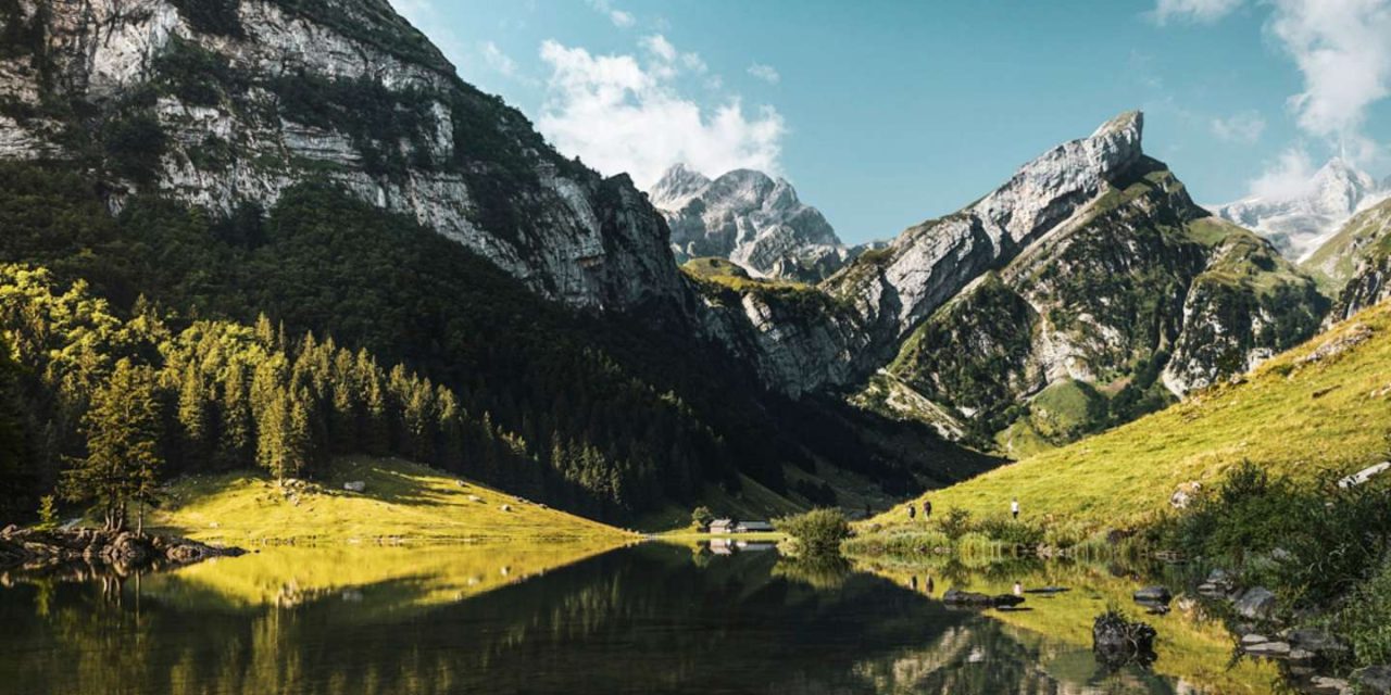 Lembah Terpencil Di Swiss Jadi Lokasi Favorit Digital Detox
