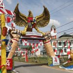 Hias Gapura Dan Promo Transportasi Umum Jelang 17 Agustus