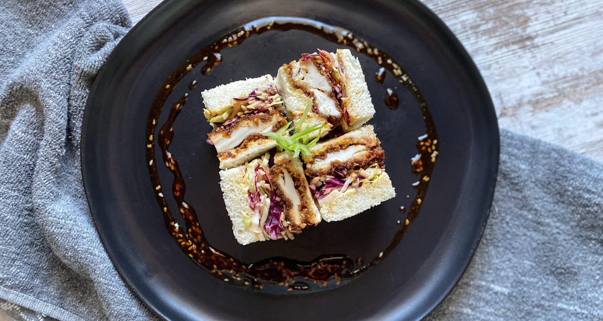 Katsu Sando Tokyo: Sandwich Daging Goreng Dan Shokupan