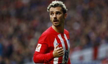 Antoine Griezmann Capai 400 Laga Bersama Los Colchoneros