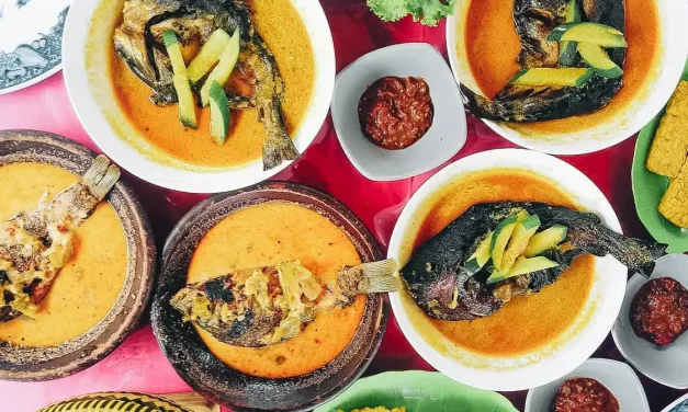 Gulai Taboh Khas Lampung: Ikan Bumbu Kuning Dan Buah Melinjo