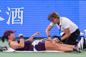 Iga Świątek Mundur Dari Ningbo Open Akibat Cedera Paha